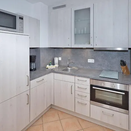 Apartment Baltic 8 *
